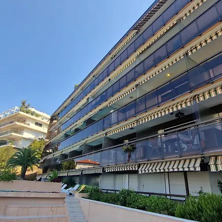 Mont Boron Proche Du Port *